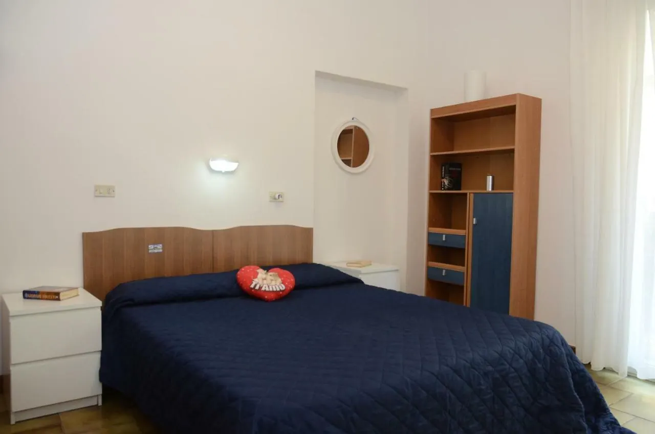Residence Edera Rimini 2*,